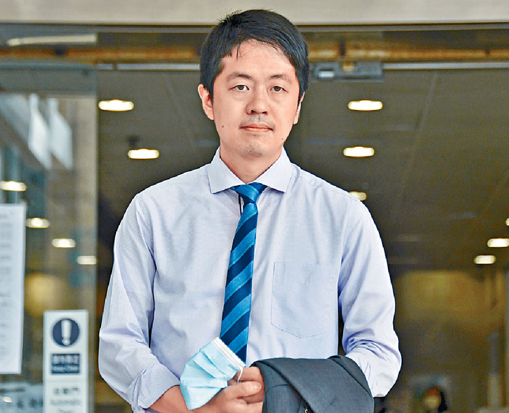 港媒：潛逃亂港分子許智峰匯豐賬戶凍結又解凍，已將錢轉走