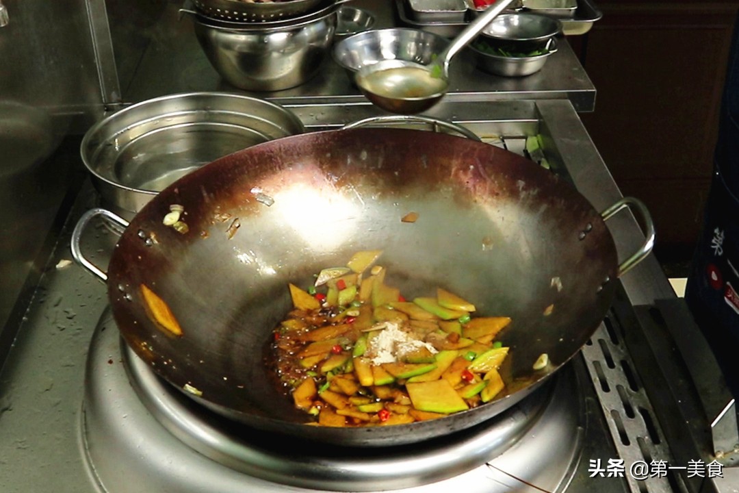 图片[9]-青萝卜炒腊肉做法步骤图不能洗净后直-起舞食谱网