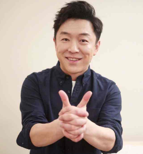 黄渤“隐藏”13年妻子，终于浮出水面，网友：难