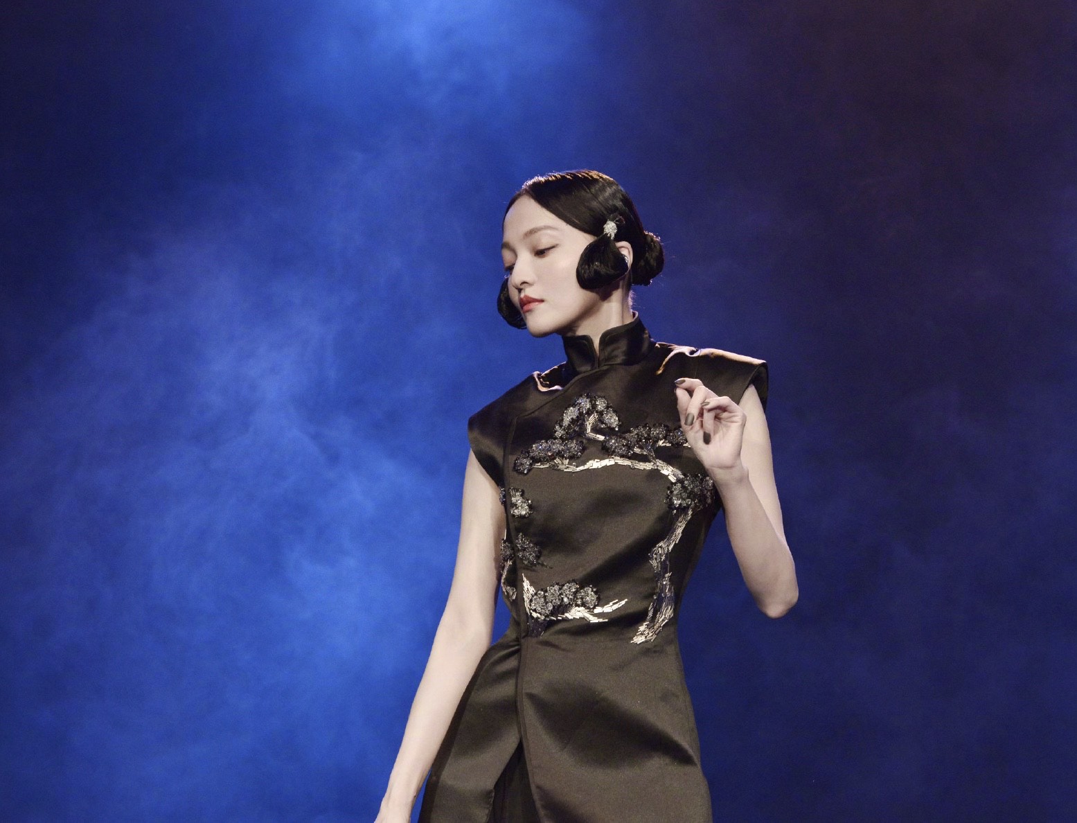 沉寂十年，再度翻红的张韶涵：我不做普通女孩