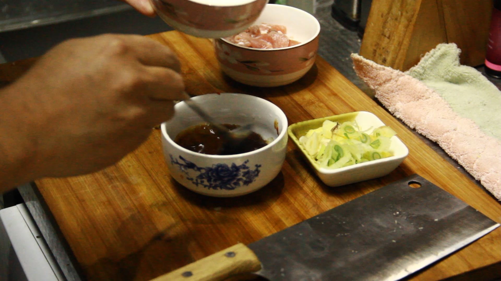 图片[10]-一盘尖椒干豆腐就能让人多吃两碗饭？试着做了做 半瓶酒也能干-起舞食谱网