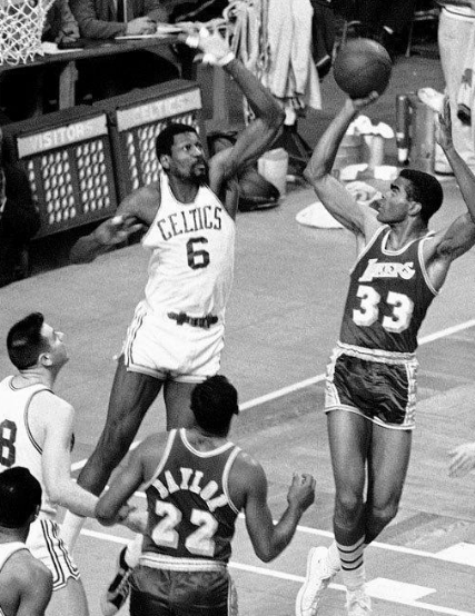 谁说左撇子就打不了NBA？这5人若一队 可以直接颁奖了