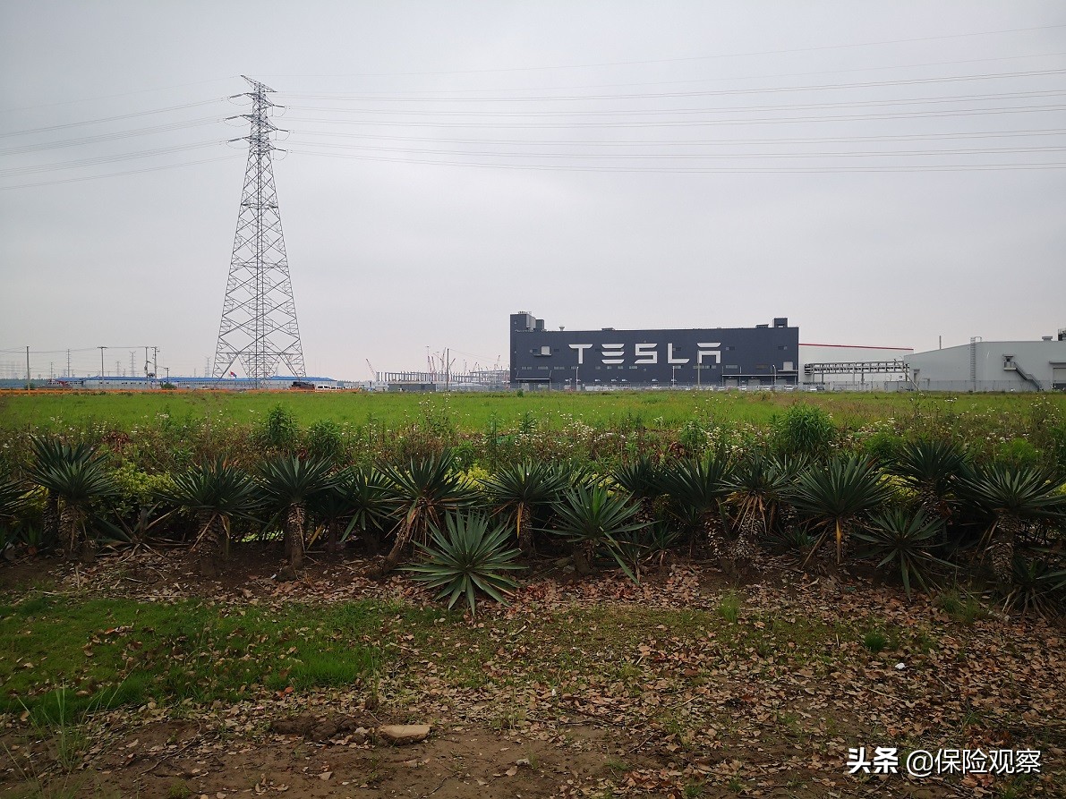 特斯拉车价正式进入20万元时代，上海超级工厂拍