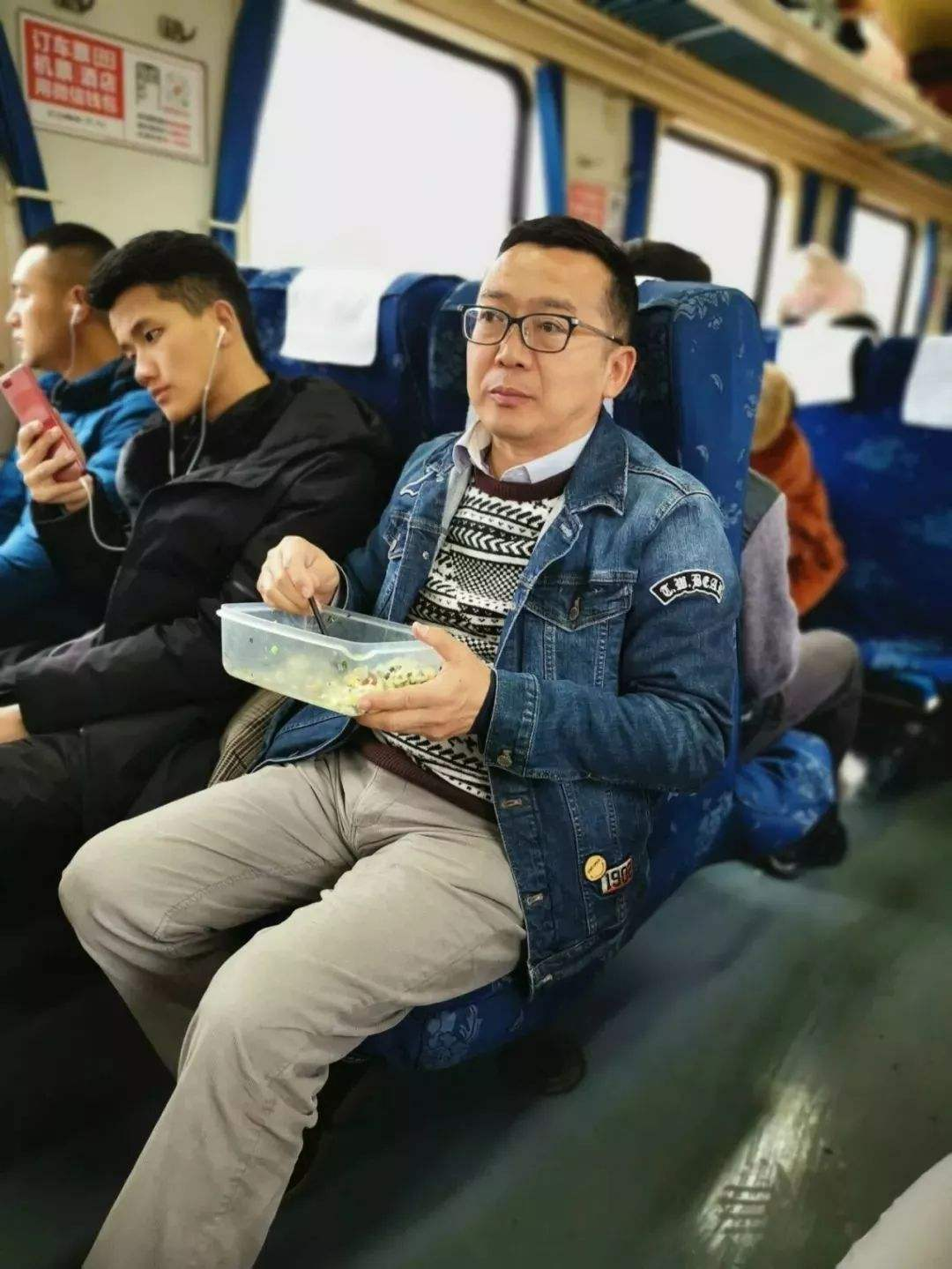 中国“黑科技”问世，一块“玻璃”轰动世界，