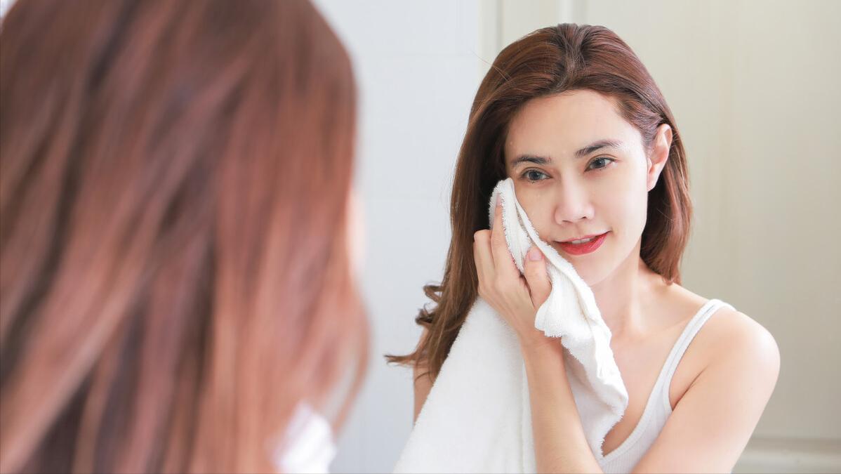 How many holes are there in humans?Where are the seven holes and nine