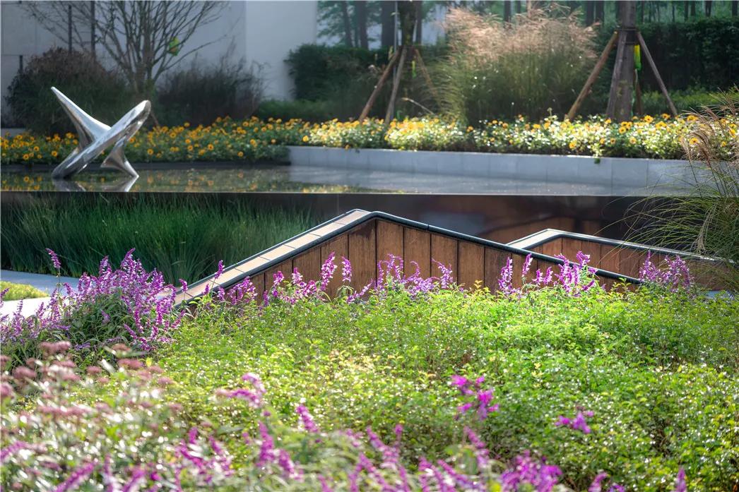 繁華都市的時光花園 | 怡品之香港置地衿湖翠林