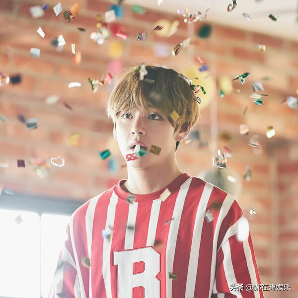 图文 金泰亨v高清靓照 可以做壁纸哦 金泰亨照片高清大图 Www Bagua5 Net