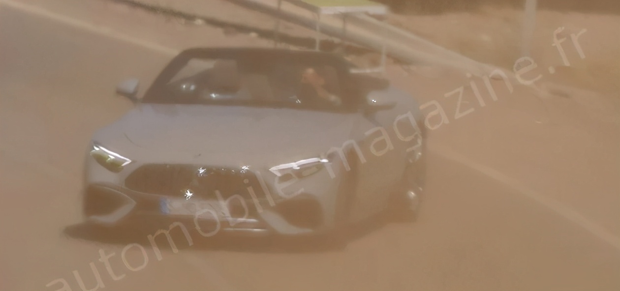 首次推出搭載4.0T插混版車型，全新奔馳SL無偽路試諜照曝光