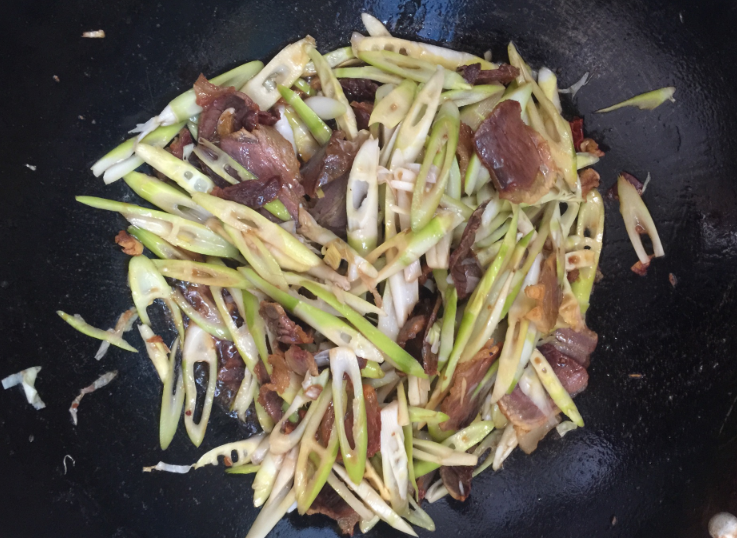 圖片[8]-竹筍炒臘肉做法步驟圖 真好吃-起舞食譜網