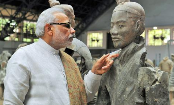 印度总理莫迪的冷血一面：娶17岁娇妻，却形同陌