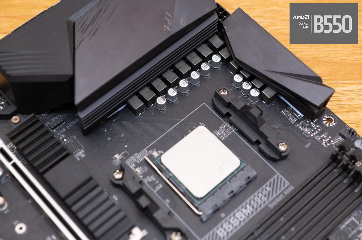 AMD新平台上手—技嘉 B550M小雕PRO主板+5600X