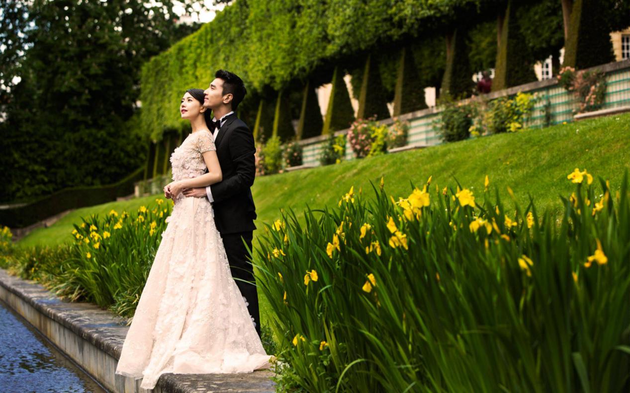 结婚前的高圆圆大胆追爱，感情生活过于丰富，