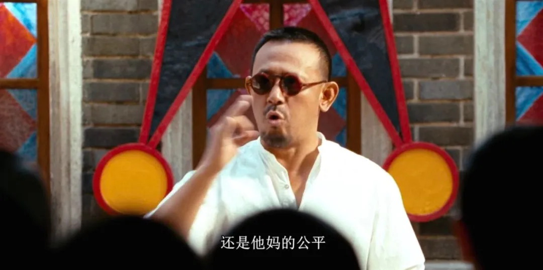 在北京,这群人操控娱乐圈格局40年,潜规则至今没打破