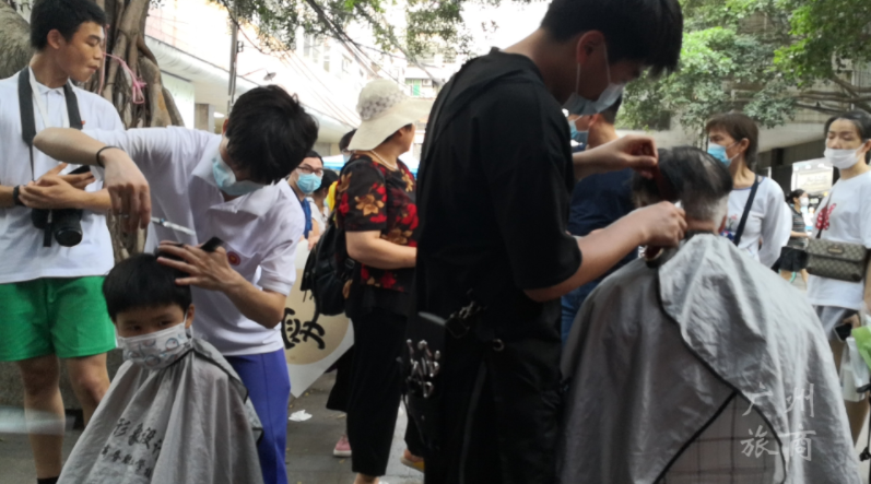 广州市旅游商务职校：传媒与形象设计系党支部惠民服务专题报道