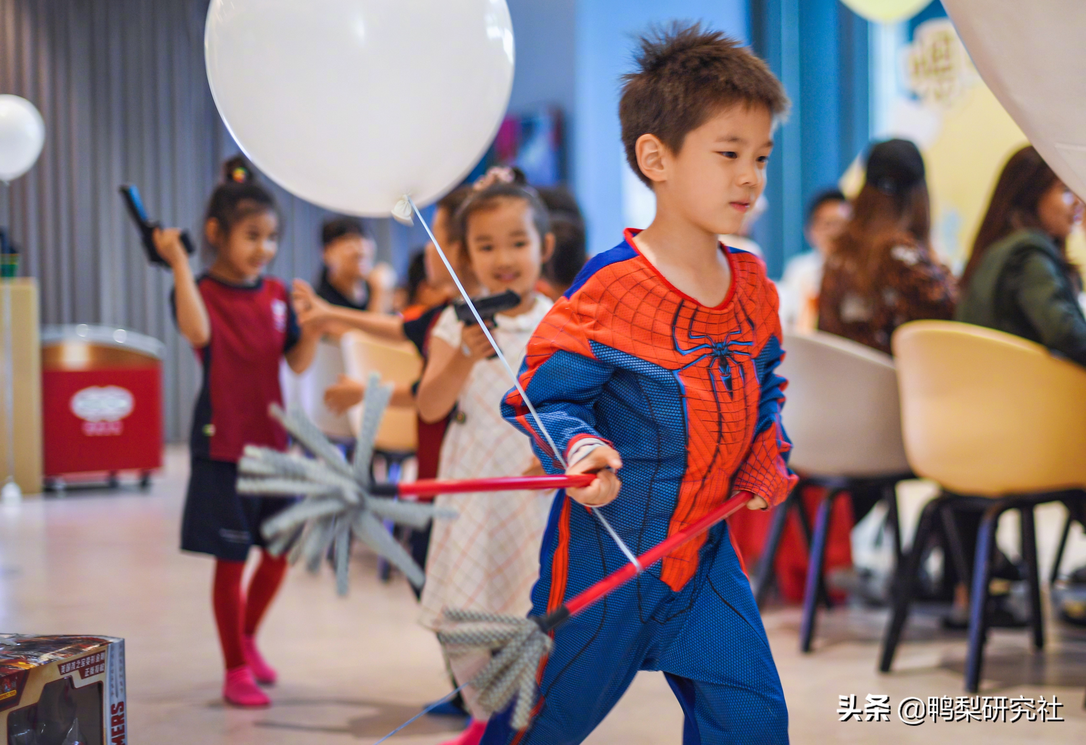 霍思燕将“甜言蜜语”当作家常便饭，把嗯哼大王培养成小暖男