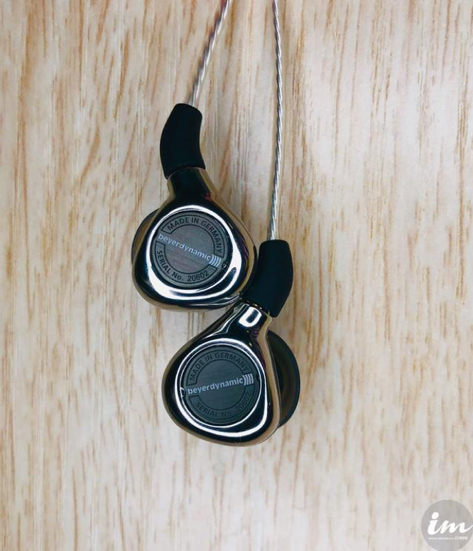 年度最佳理财产品丨你的耳机涨了还是跌了？