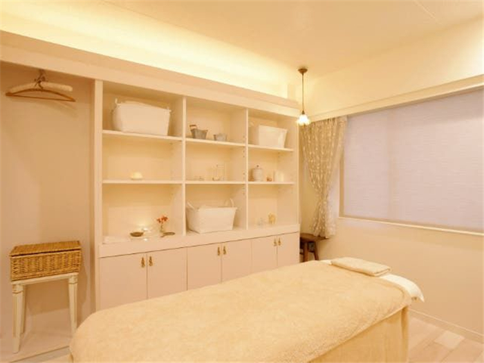 合肥美容院裝修公司，裝修中這些錢省下來，效果比高價(jià)裝修還要好