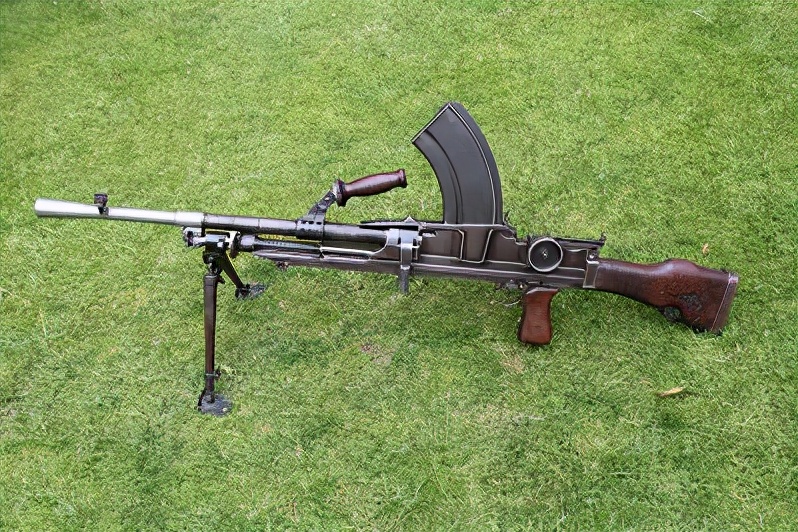 One of the best light machine guns in World War IIthe thing about the