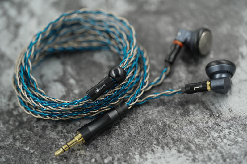 YINCROW RW-3000 インイヤー型 中華イヤホン 最上位モデル