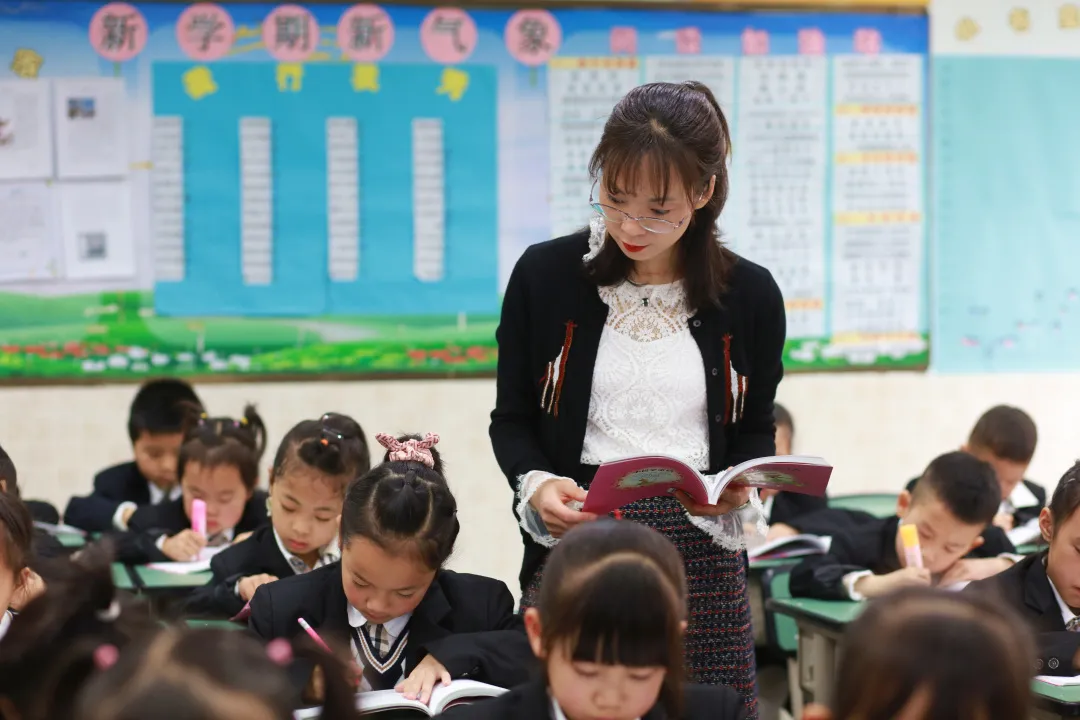成都市双流区棠湖小学阅读课程｜阅读，悦心，约未来