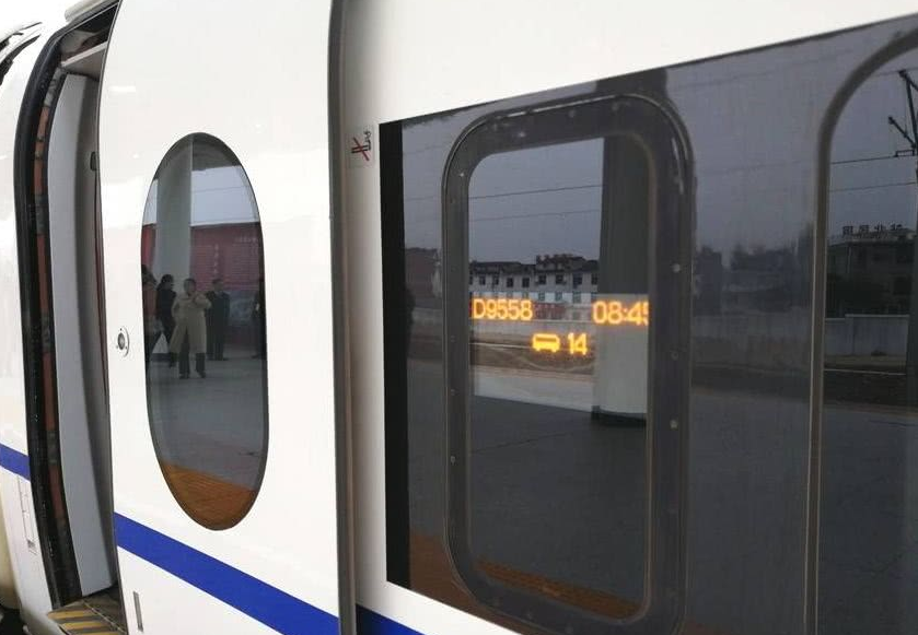 为什么中国高铁只有8节和16节？高铁车厢的秘密，你知道多少？