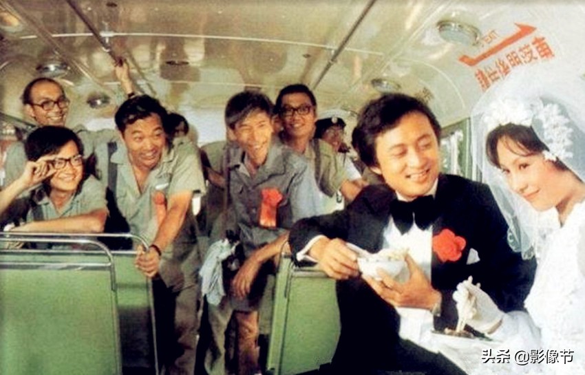 《巴士奇遇结良缘》，文革后内地上映的第一部香港“新片”