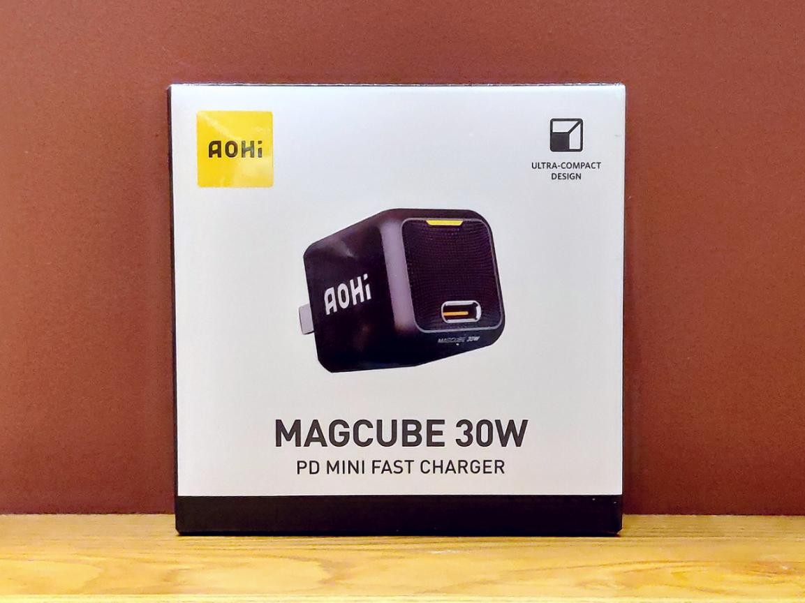 拇指般大小体积，AOHI Magcube 30W充电器上手体验