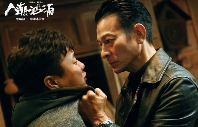 票房反超《唐探3》上座率力压《李焕英》，《人