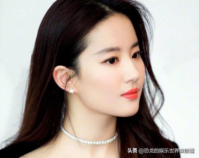 What kind of looks does Liu Yifei look like? Has she been overly ...