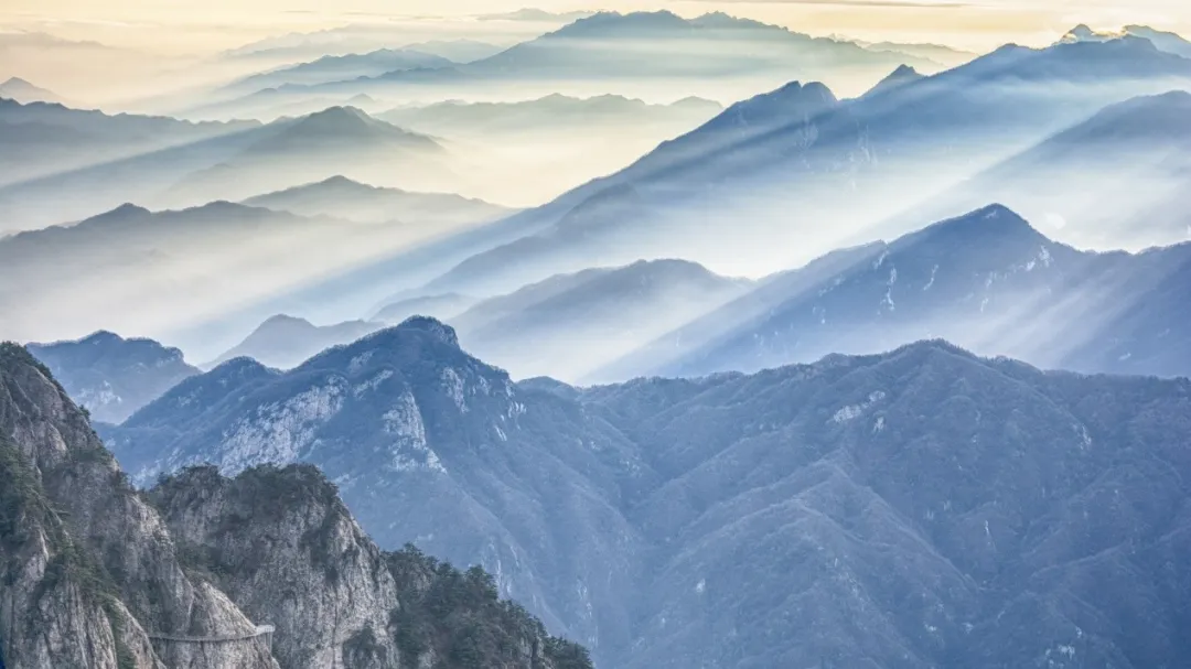 Laojun Mountain, the closest place to wonderland in China!  The sea of ​​clouds is comparable to Wugong Mountain, and the sunrise does not lose to Huangshan