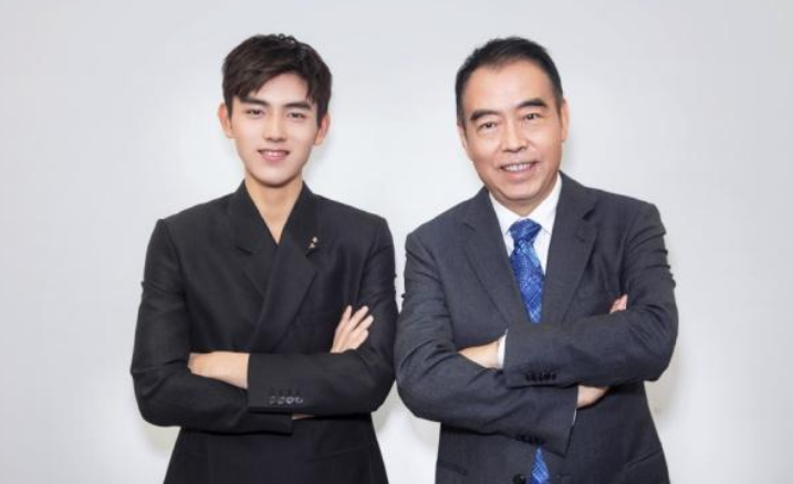 从谢霆锋到陈飞宇，明星纷纷“改国籍”，至少传递了两个重要信号