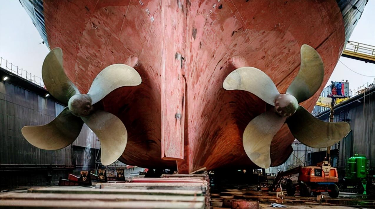 China has built the world's largest propeller, weighing nearly 400 tons ...