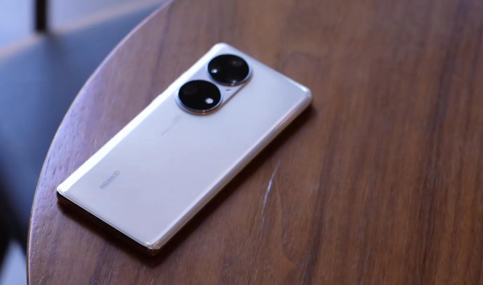终于理解为什么很多想买P50Pro的人，最后却下单了iPhone12了