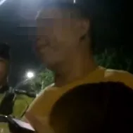 重庆|醉驾男子藏在草丛“暗中观察”，面对交警询问，一句话“露出马脚”！