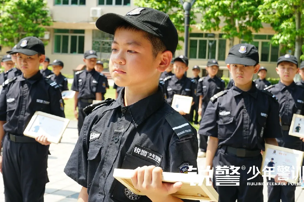 锐警少年警训夏令营：我们在奔跑，创造属于自己的警察梦