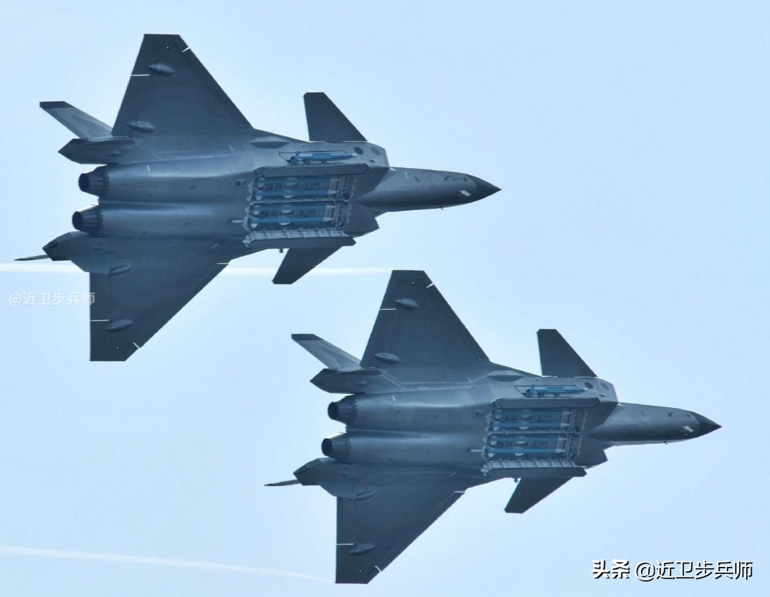 海外谈中国战机是否超过俄国：俄国人觉得点评