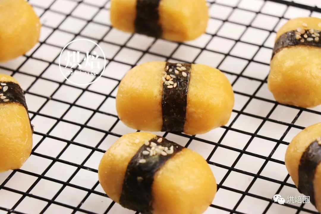 我用糯米粉可以做壽司包上肉鬆蛋黃餡比青團好吃