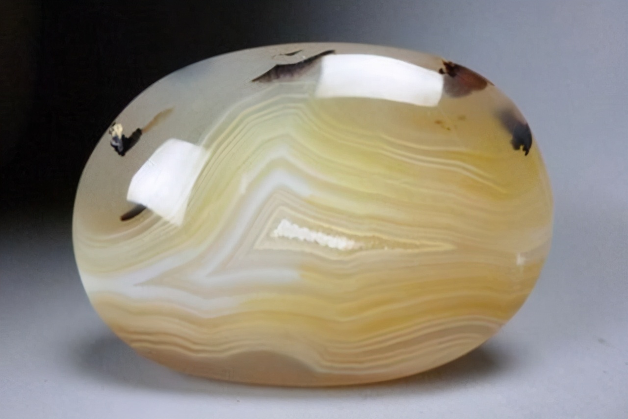 What is the difference between agate and jade, and how to identify iNEWS