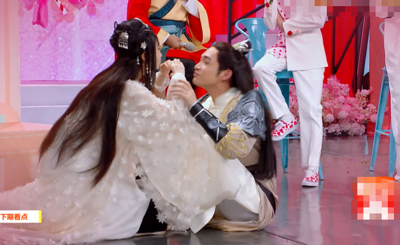 " fast this " next period candy cent exceed bid, invite CP of 3 pairs of screen, candy of hair of Jing Tian spot exceeds Zhang Binbin sweet