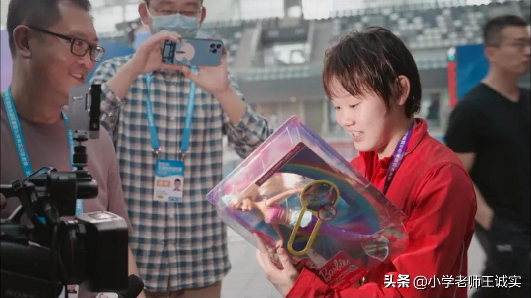 成名之后,奶声奶气的张家齐,被网友称为:超