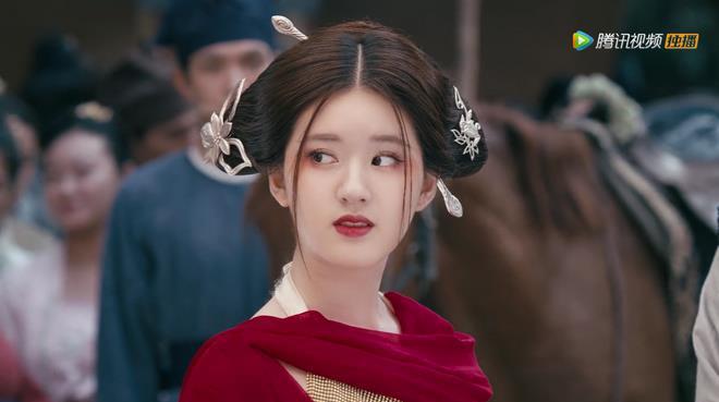 传闻中的陈芊芊：看完这些细节，果然陈楚楚才