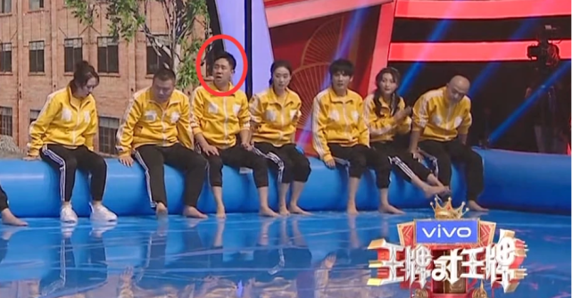 13年前，二人同上春晚，如今賈玲成了老板，那么白凱南哪去了？