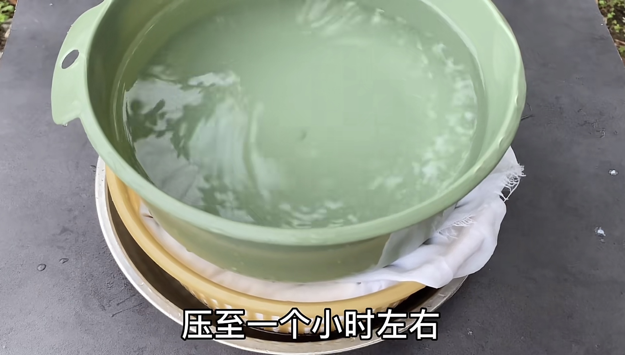 自製豆腐，原來這麼簡單，一碗黃豆，出6斤豆腐，健康又營養