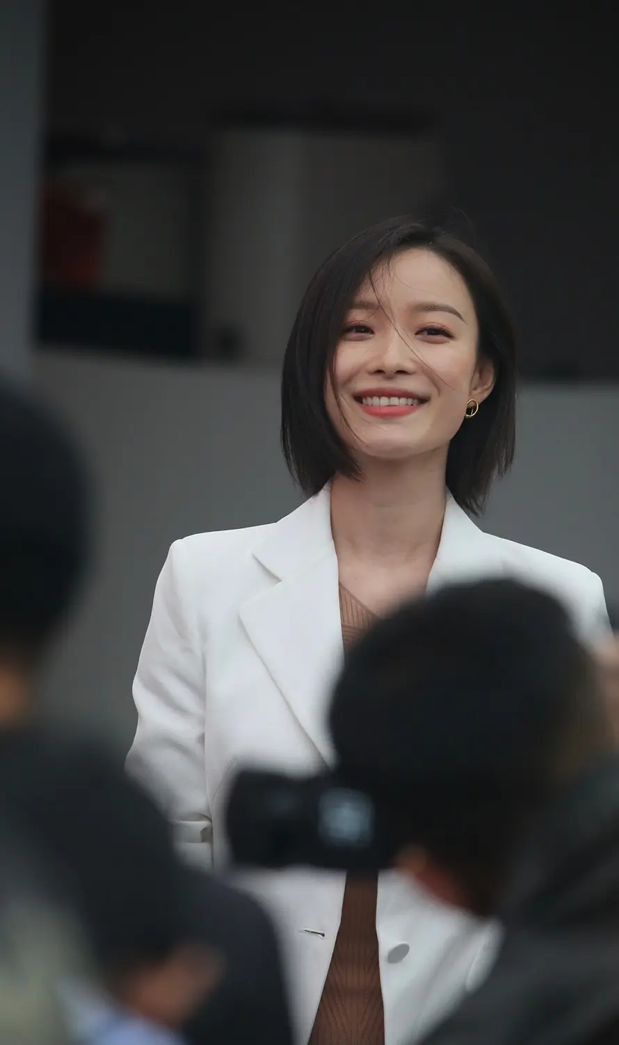 85 beautiful activities give birth to Tubimei, picture of line of boundary of Yang Mi hair is crooked the chamfer that be spat is fat, ni Ni is won very complete