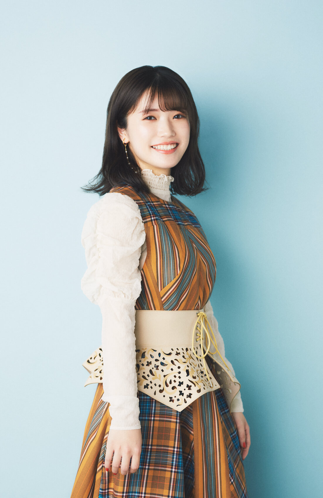 曾经的天才童星美山加恋公开了24岁的格子连衣裙造型 资讯咖