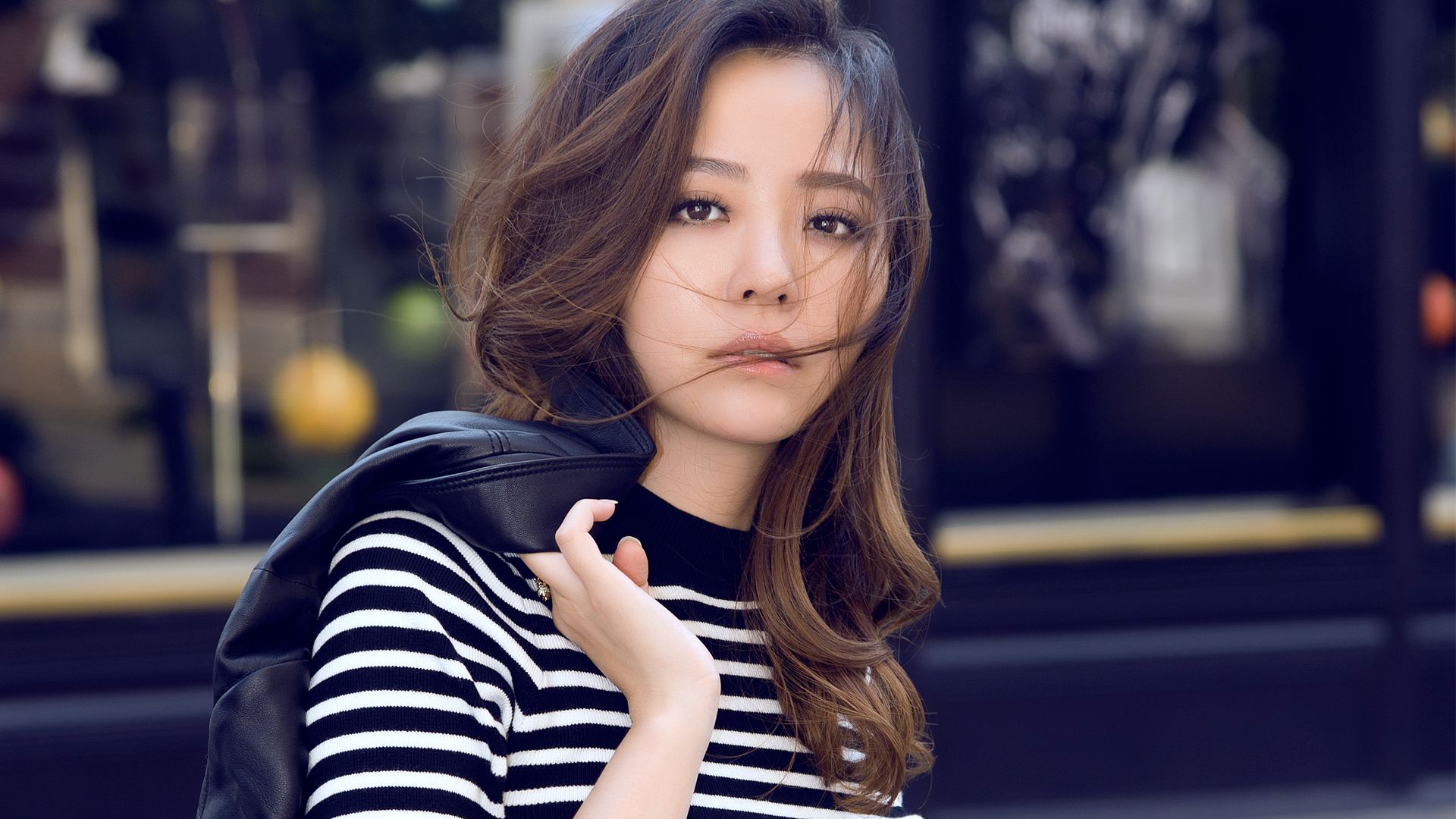 张靓颖成《新说唱》导师，歌词暗讽圈内女星：说唱实力能否被认可