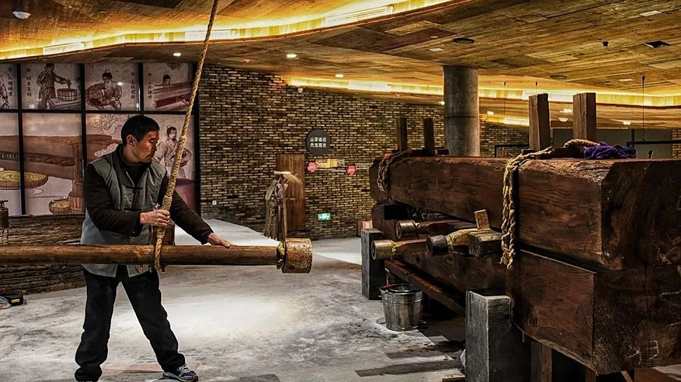 号外！江天农博城奖励徐诗晓50万元现金 翼天集团敬赠洋房一套