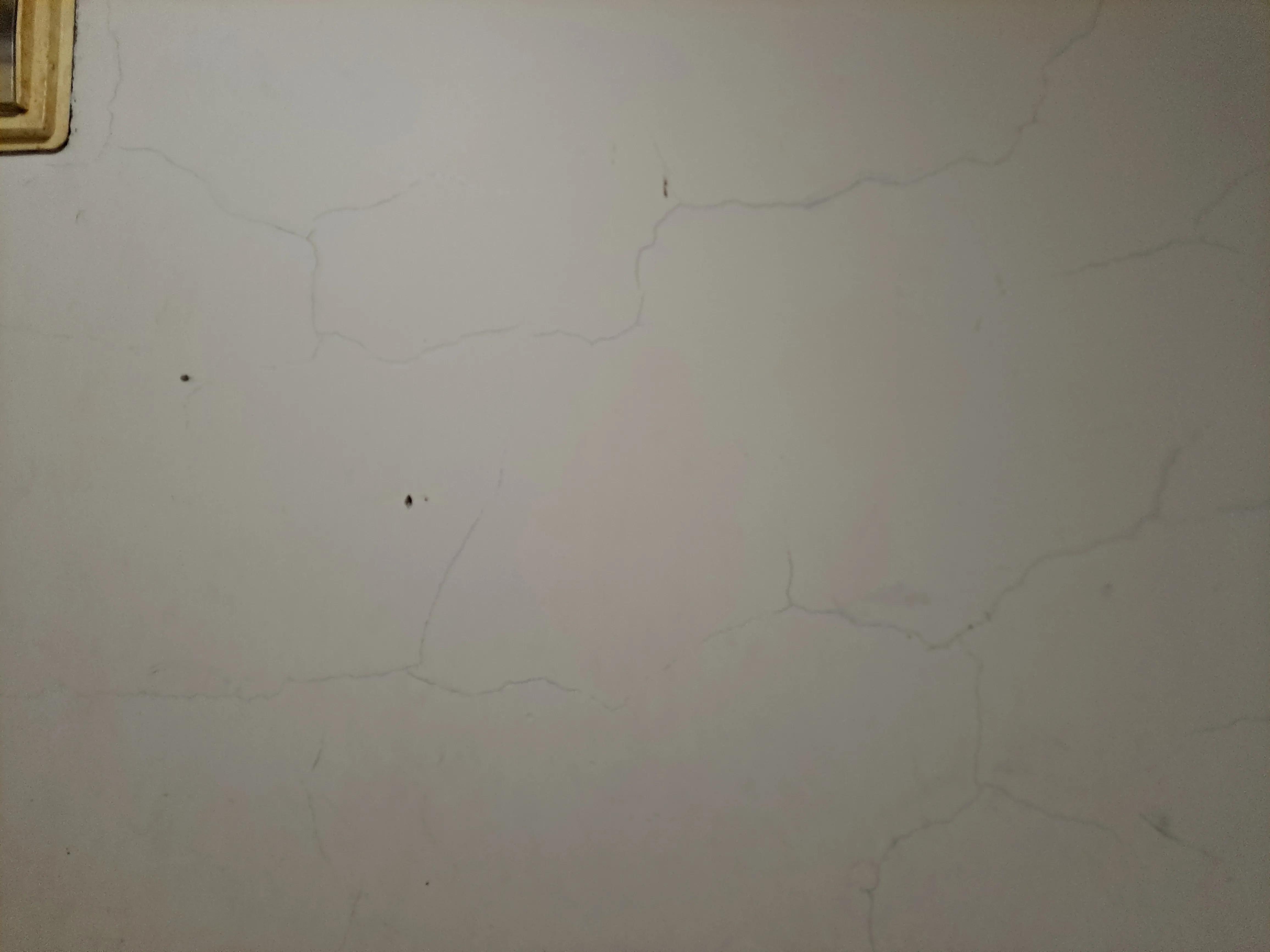 Water leaking upstairs for help iNEWS