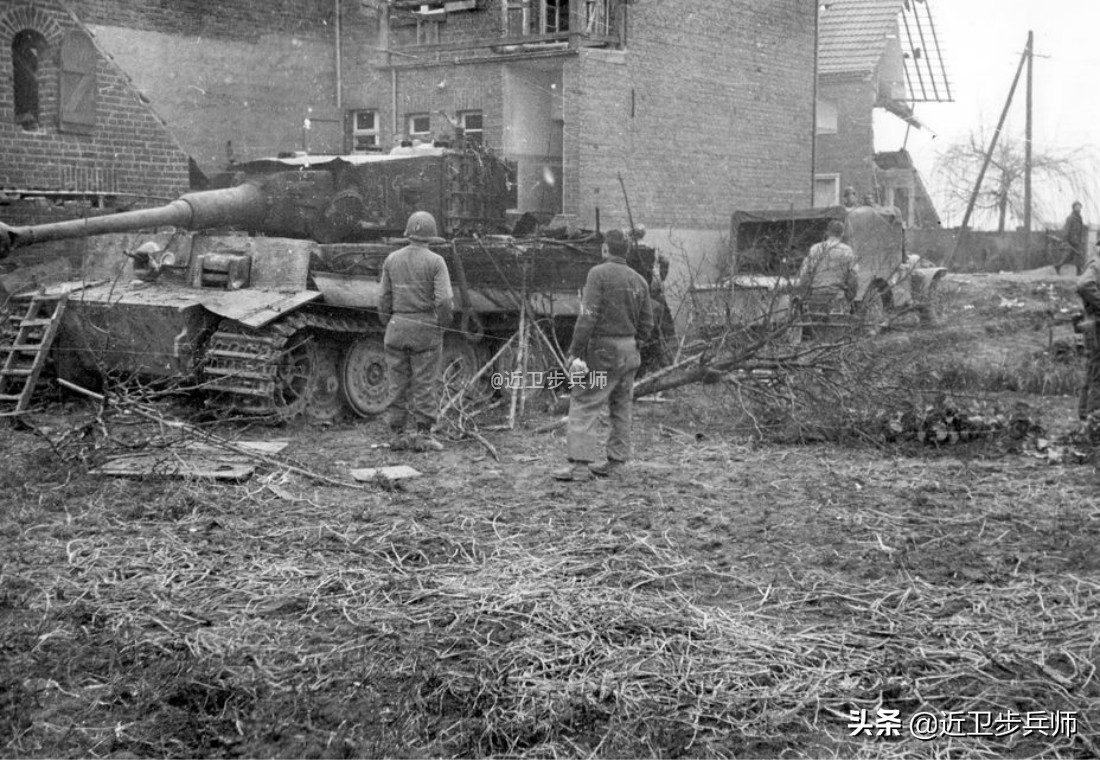 U.S. Pershing tank vs. Tiger Panther: the late heavy tank is still ...