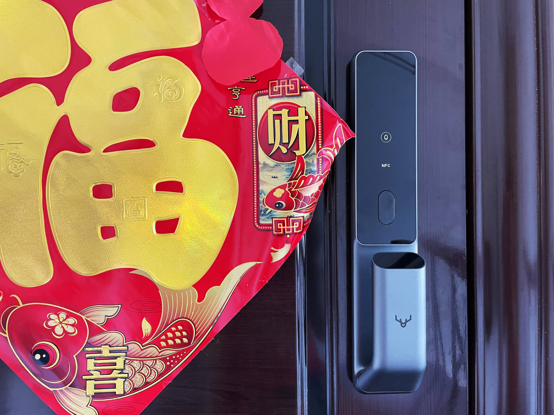 指纹粗糙也无妨，指静脉识别的鹿客智能锁开启全新解锁方式